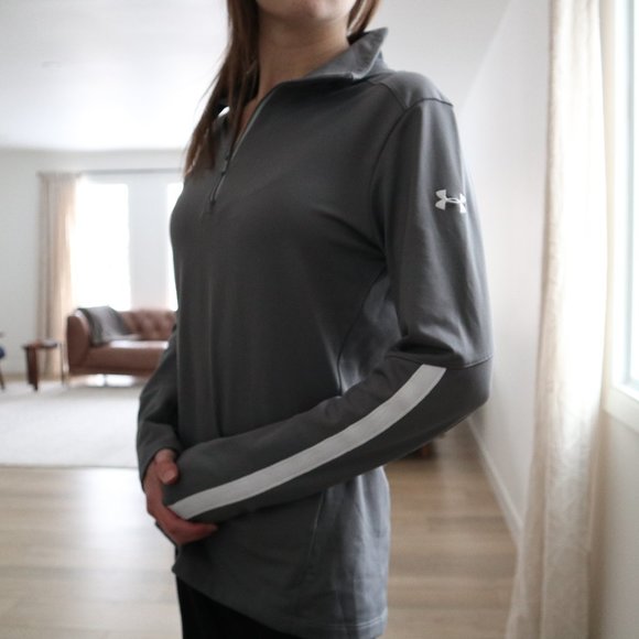 Under Armour Tops - Under Armour Gray Active Sweatshirt XS